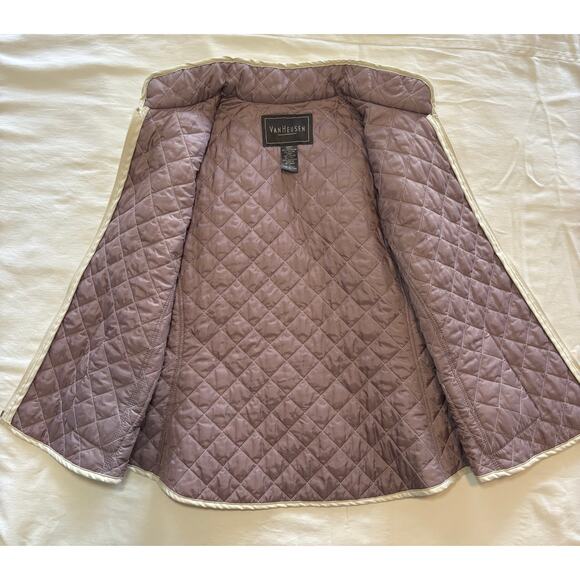 Van Heusen Women’s Quilted Vest Large Off White/Cream - Picture 2 of 7